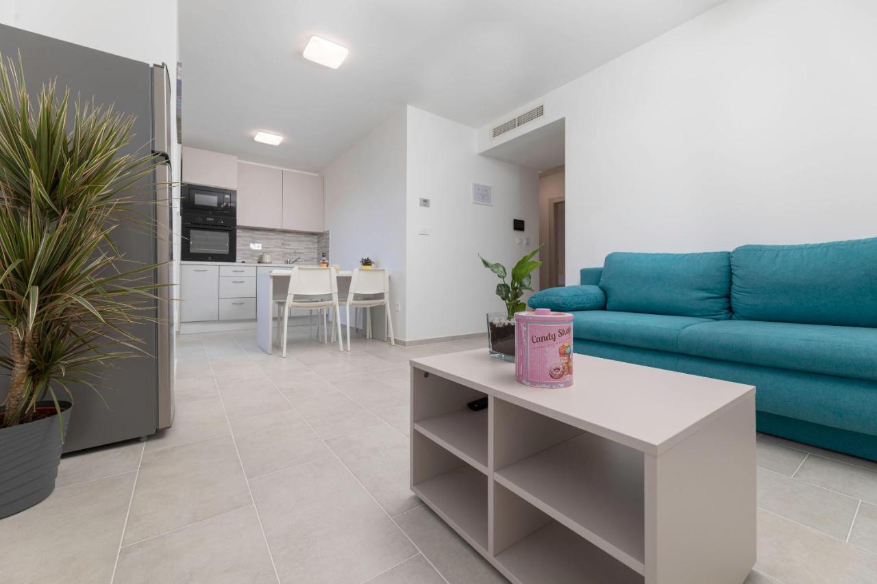 סולינה Apartments Sucic 2 מראה חיצוני תמונה